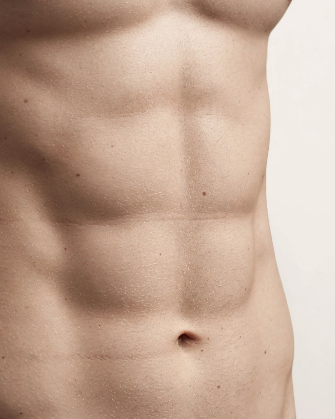 Definição abdominal: musculatura já existente evidenciada